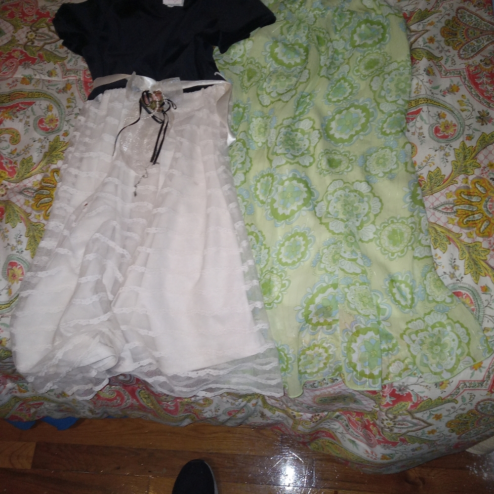 2-Jennifer Lauren & Rose Cotage size 10, green white and black white lace